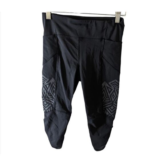 LULULEMON ATHLETICA Stash It Crop in Black Size 4 - Picture 6 of 7